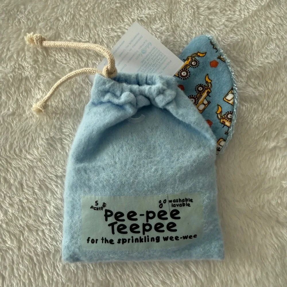 Béba‎ Bean Pee Pee Teepee 5 Pack Baby Boy Diaper Changing Cone Tractor Print NWT